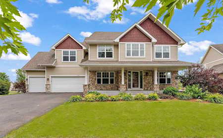 2545 Acorn Run Victoria, MN 55386