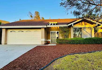 3467 Via Palma La Mesa, CA 91941