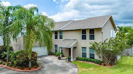 10527 SW 49th Place Cooper City, FL 33328