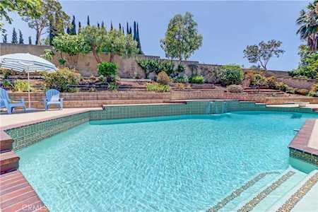 267 N Bobwhite Way Orange, CA 92869