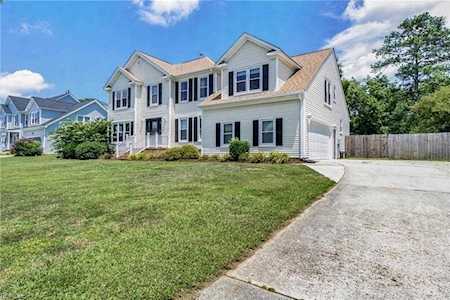2160 Margaret Dr Virginia Beach, VA 23456