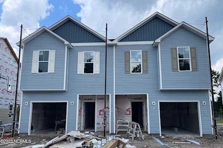 2023 Folkstone Woods Ln Holly Ridge, NC 28445