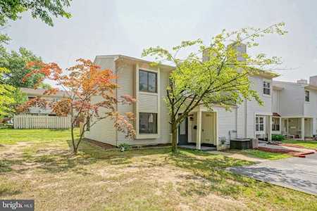 158 Briar Ct Marlton, NJ 08053