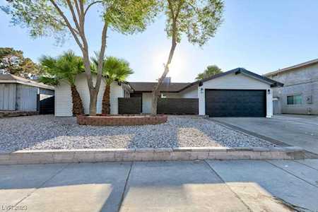 3821 Don Carlos Dr Las Vegas, NV 89121
