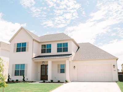 924 Highlands Avenue Aledo, TX 76008