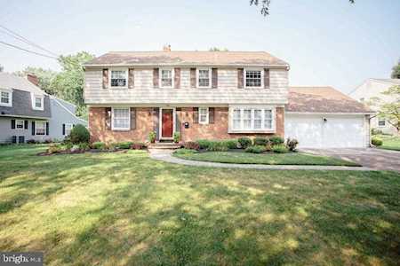 110 Iron Master Rd Cherry Hill, NJ 08034
