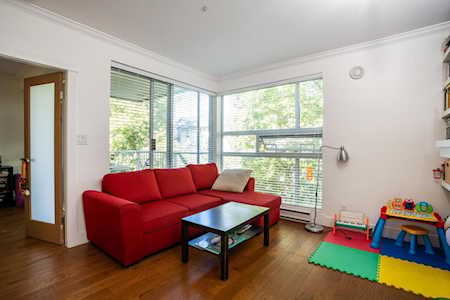 1820 E Kent Avenue South #303 Vancouver, BC V5P 2S7