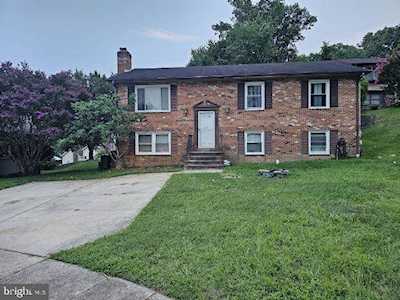 6201 Wayne Ct Cheverly, MD 20785