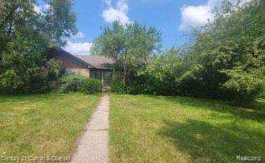 37802 Bloomfield Dr Livonia, MI 48154