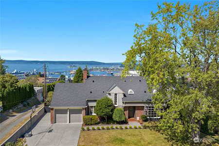 615 35th St Everett, WA 98201