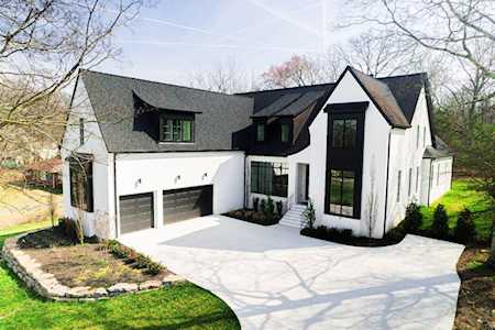 712 Shawnee Dr Nashville, TN 37205