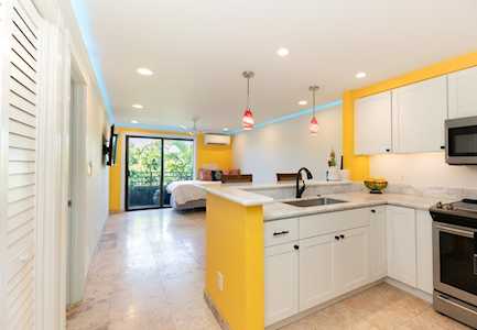 2747 S Kihei Rd #J204 Kihei, HI 96753