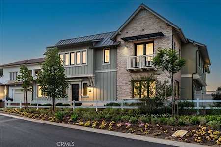 63 Chandler Ranch Rd Rolling Hills Estates, CA 90274