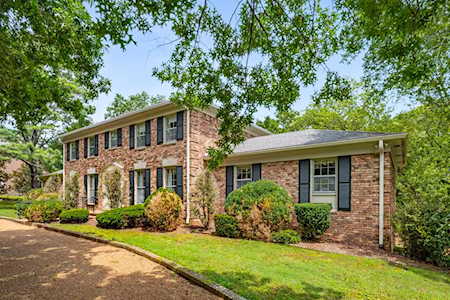 5634 Hickory Springs Rd Brentwood, TN 37027