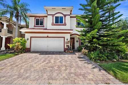 1512 Sagewood Court Riviera Beach, FL 33404