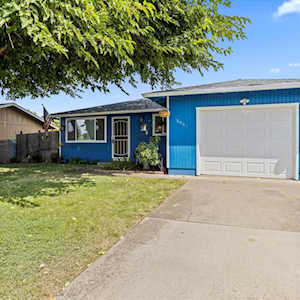 3047 Village Circle White City, OR 97503