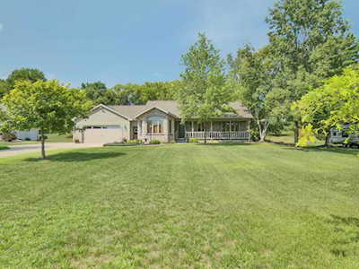 2588 Country Meadow Ct Suamico, Village of Suamico, WI 54313-8163