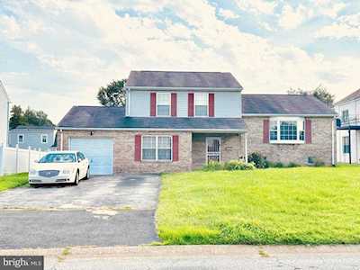 130 Linstone Ave New Castle, DE 19720