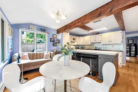 16 Brattle Place Arlington, MA 02474