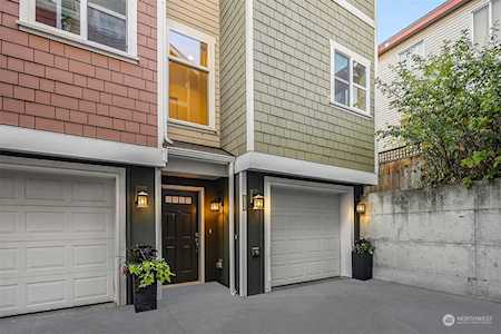 3635 Wallingford Ave N #C Seattle, WA 98103