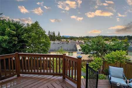 29754 214th Ave SE Kent, WA 98042