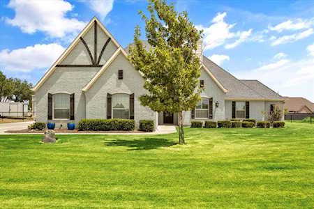300 S Point Court Aledo, TX 76008