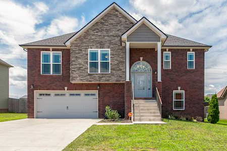 1026 Rushmore Rd Clarksville, TN 37042