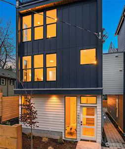 2216 NE 75th St Seattle, WA 98115