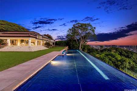 2549 Tantalus Drive Honolulu, HI 96813