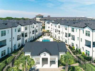 2714 Grand Fountains Dr Houston, TX 77054