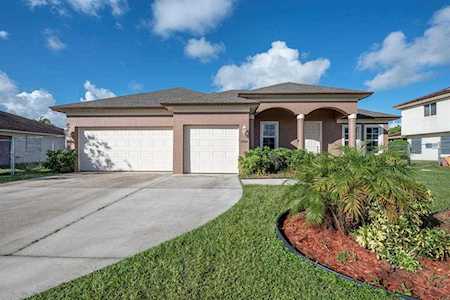 2050 SW Hampshire Lane Port St Lucie, FL 34953