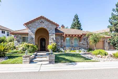 6524 Caprezzo Way Elk Grove, CA 95757