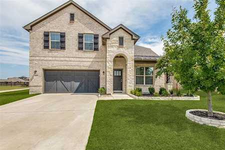 6225 Gloucester Drive Aubrey, TX 76227