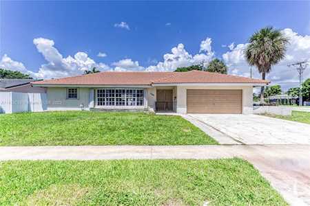 601 SW 8th Ter Boca Raton, FL 33486