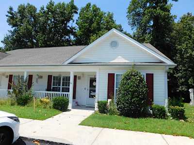 240 Country Manor Dr. #B Conway, SC 29527