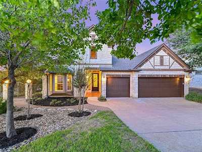 224 Lake Como DR Lakeway, TX 78734