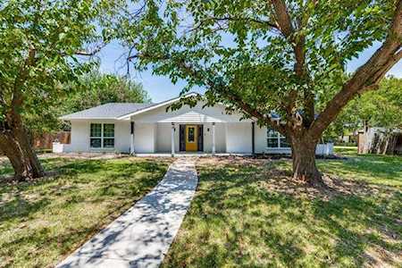1617 Alexander Drive Waxahachie, TX 75165
