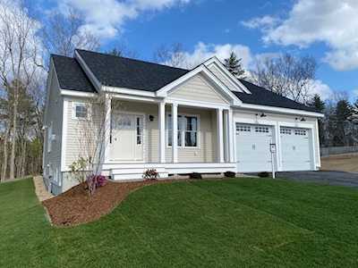 77 The Cliffs At Evergreen Rd #77 Auburn, NH 03032