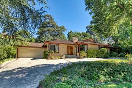 2415 Whittier Dr La Crescenta, CA 91214