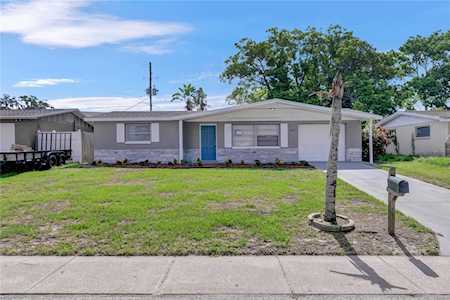 4406 Shoreline Dr New Port Richey, FL 34652