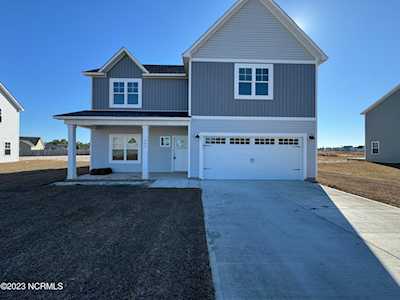 409 Bay Harbor Ct Hubert, NC 28539