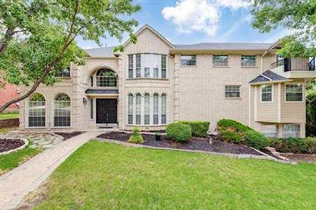 6208 Tiffany Oaks Lane Arlington, TX 76016