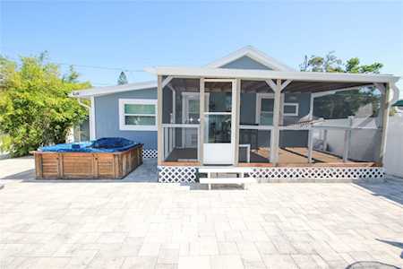 635 34th Ave N St. Petersburg, FL 33704