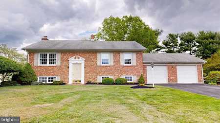 202 Marabou Dr Newark, DE 19702