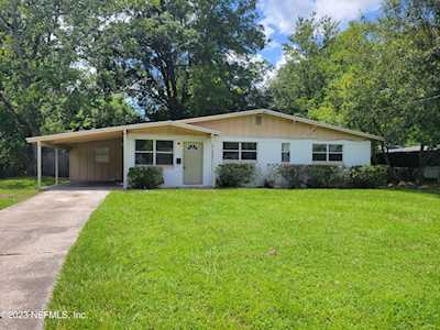 4556 Harlow BLVD Jacksonville, FL 32210
