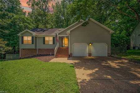 106 Lamplighter Place Williamsburg, VA 23185
