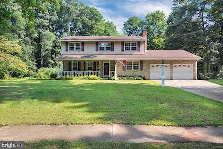 111 Kingswood Ct Cherry Hill, NJ 08034