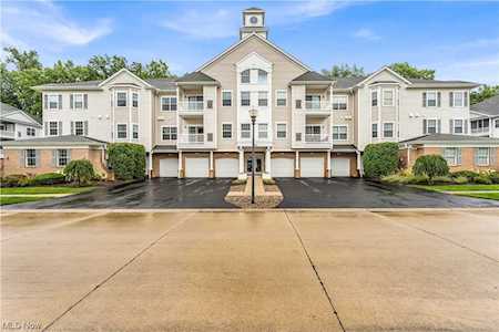 605 Aqua Marine Blvd Avon Lake, OH 44012