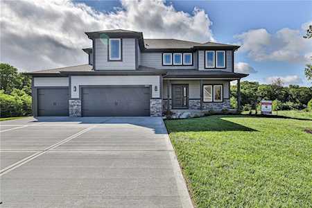 10201 N Corrington Ave Kansas City, MO 64156