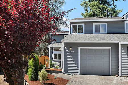 13216 NE 139 Place Kirkland, WA 98034